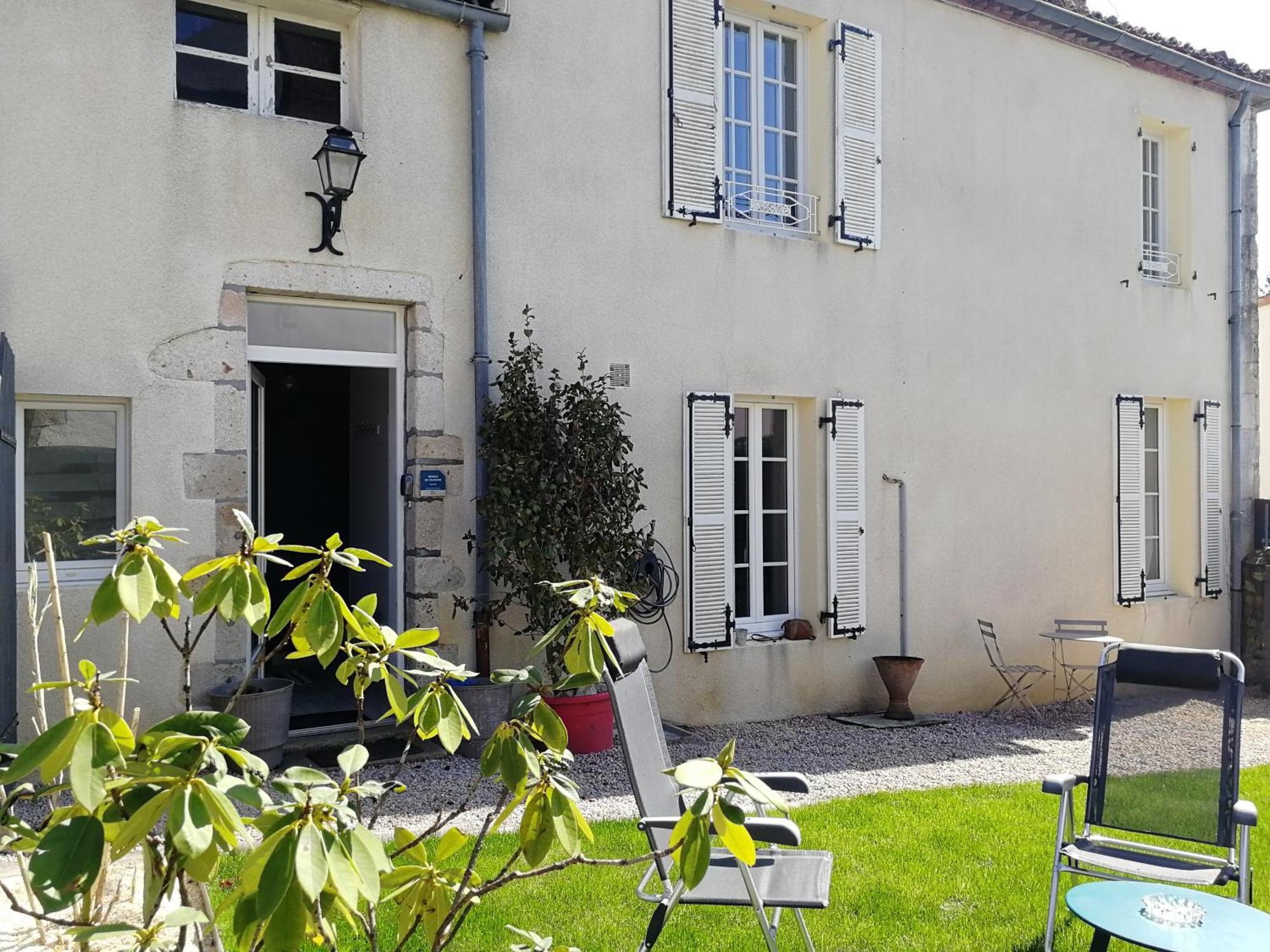 le gîte du fou logement 8 pers 13mn puy du fou Saint-Amand-sur-Sevre Extérieur photo